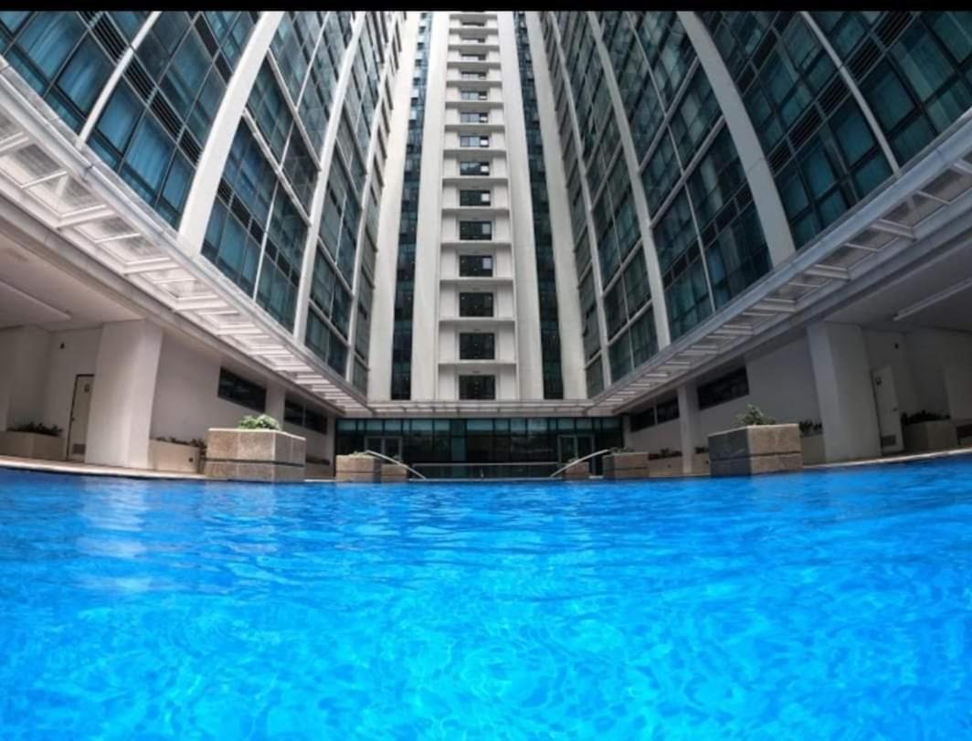 One Uptown Opposite Of Grandhyatt Hotel Manila Taguig City ห้อง รูปภาพ